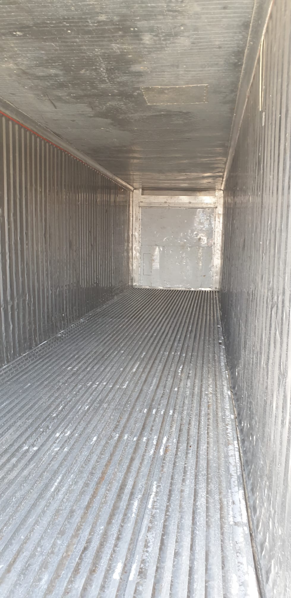 45972 - OFFER OF 30 REFRIGERATED CONTAINERS OF 40 FEET Europe