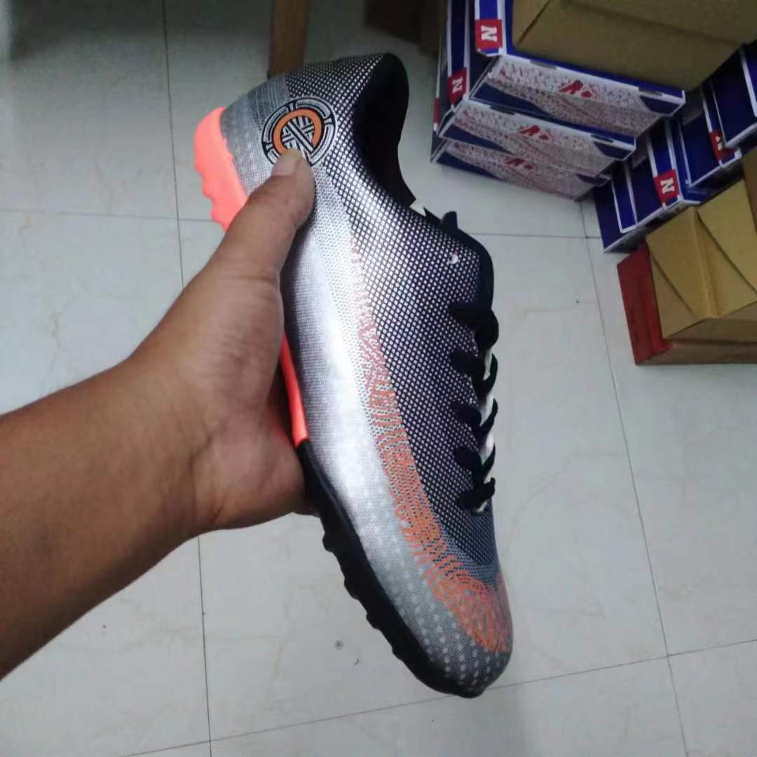 47738 - Men's Soccer Sports Shoes China 